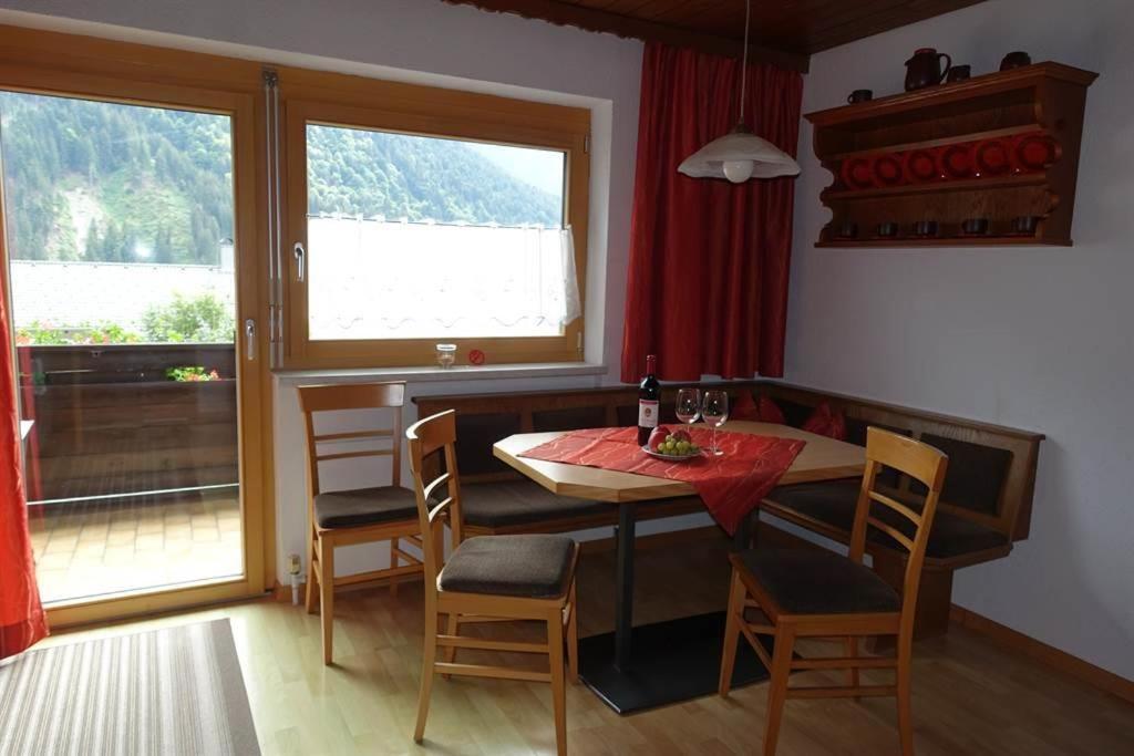 Haus Lifinar - Carmen Juen Apartment ซังคท์กัลเลนเคียร์ช ภายนอก รูปภาพ